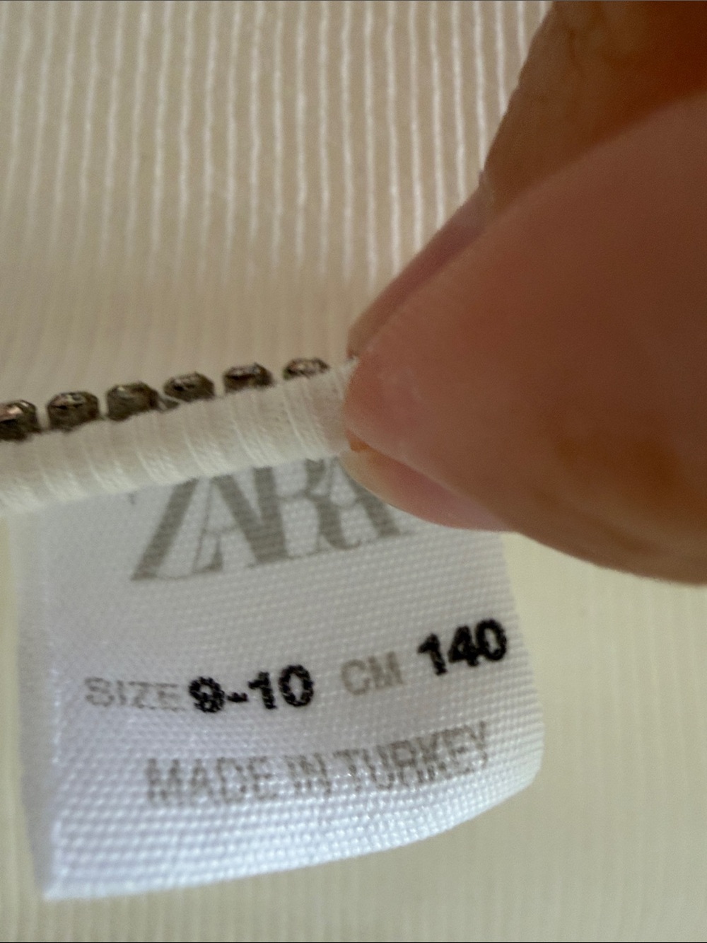 Zara Rhinestone Ribbed Cream Top SZ 9-10 - Picture 6 of 8
